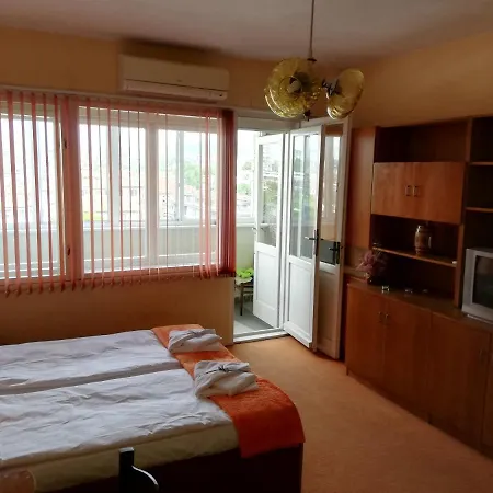 2-bedroom Downtown Apartamento